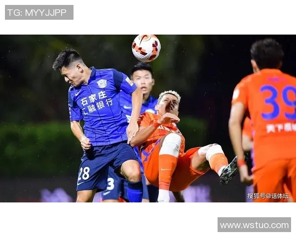 武汉与河北石家庄的较量谁能笑到最后两地足球激情碰撞引发关注